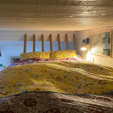 Chalet Tiny House De Clara *